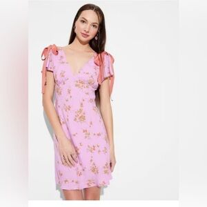 Romantic Feminine Short Sleeve Mini Dress Wild Fable Pink Floral Pullover M nwt